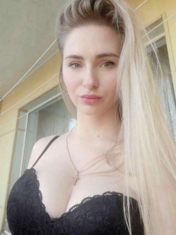 Викуся